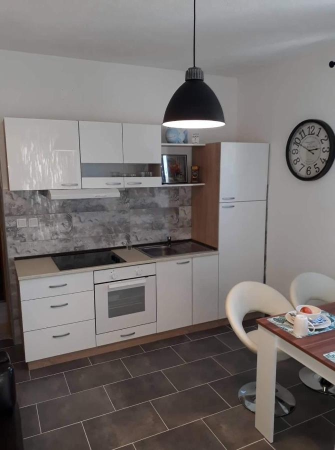 סבטי פטר Apartmani Tustica מראה חיצוני תמונה