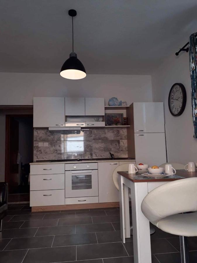 סבטי פטר Apartmani Tustica מראה חיצוני תמונה
